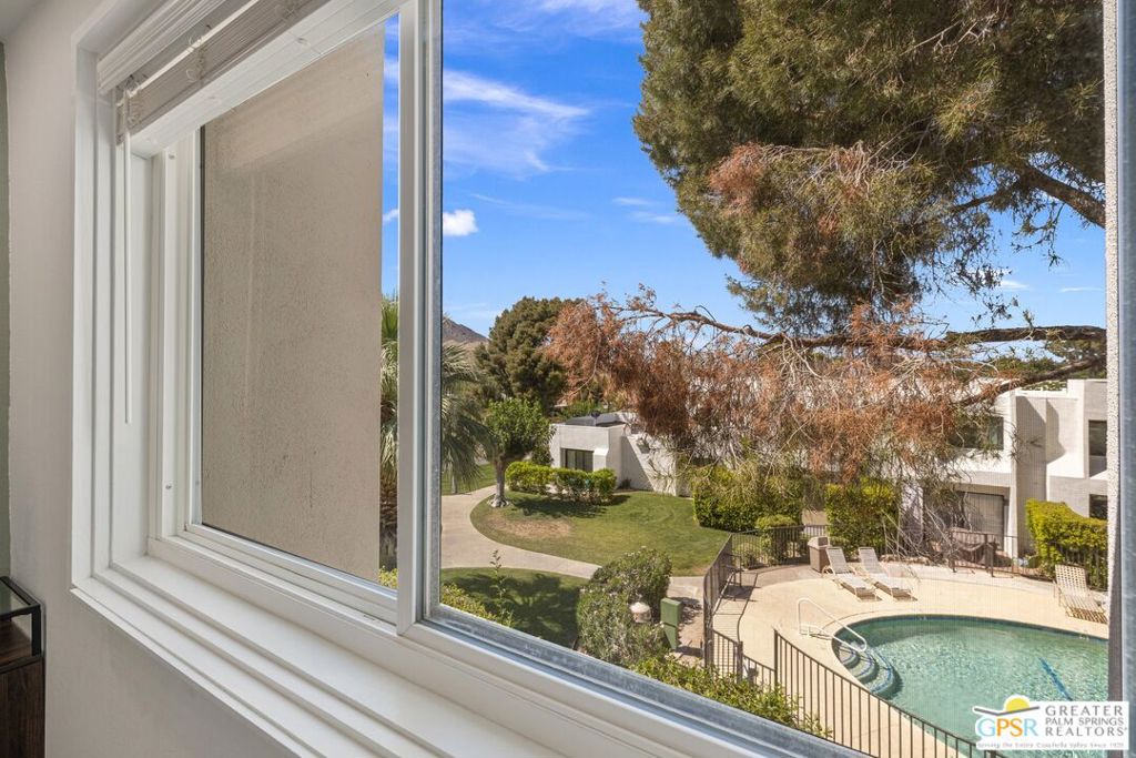 48756 Desert Flower Drive