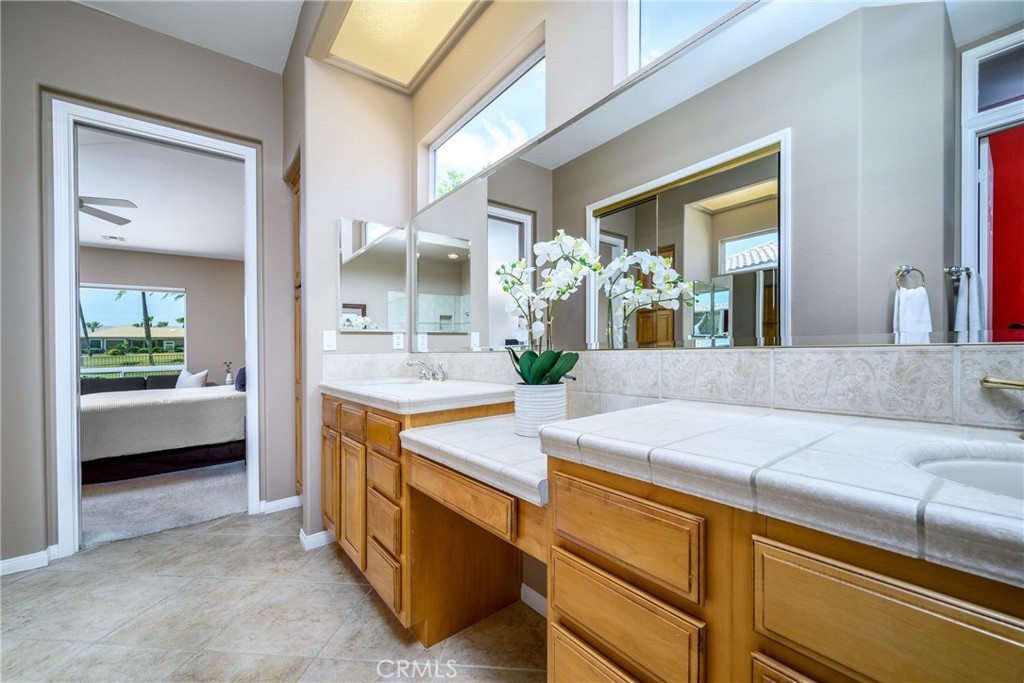 35637 Meridia Avenue