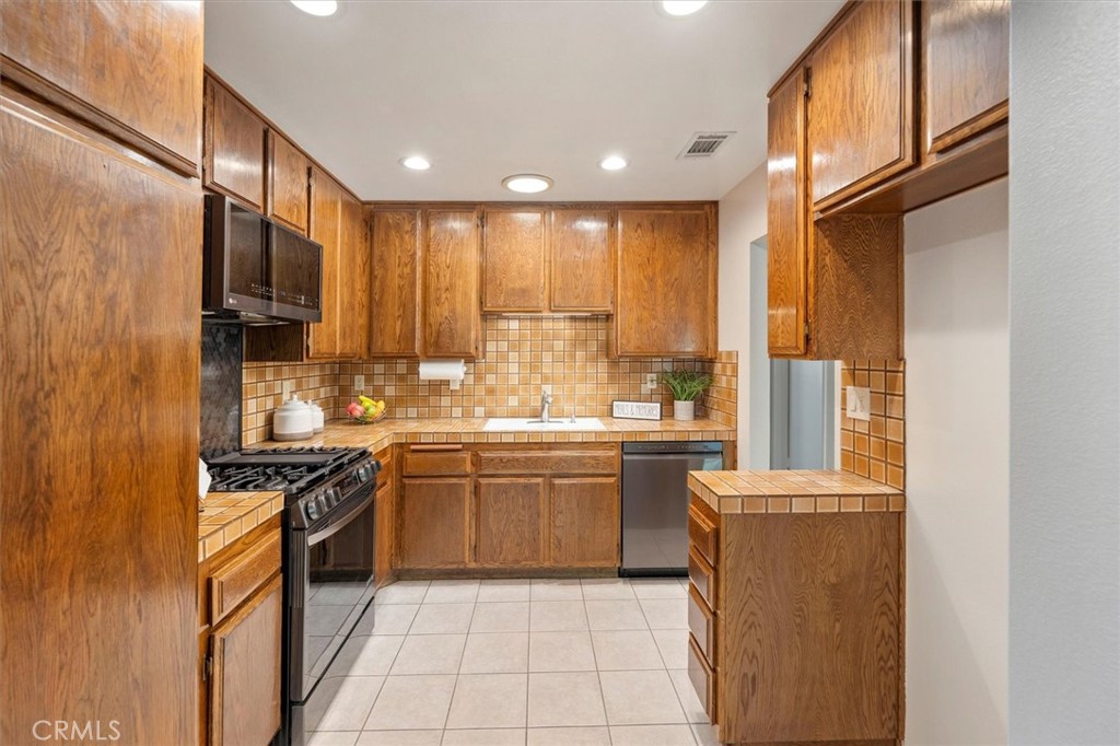 25784 Covala Court