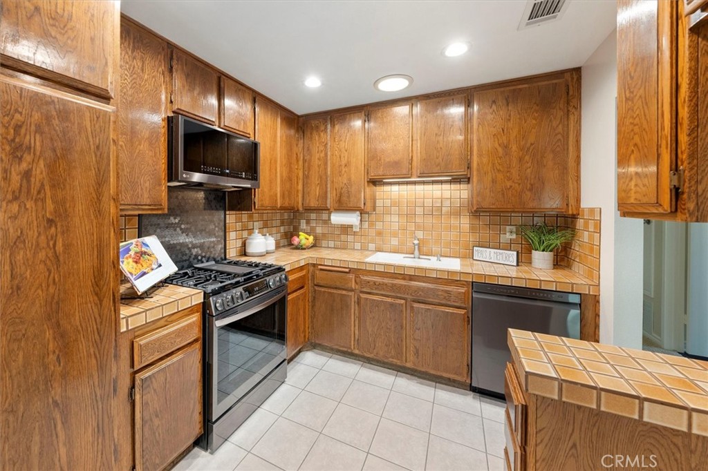 25784 Covala Court