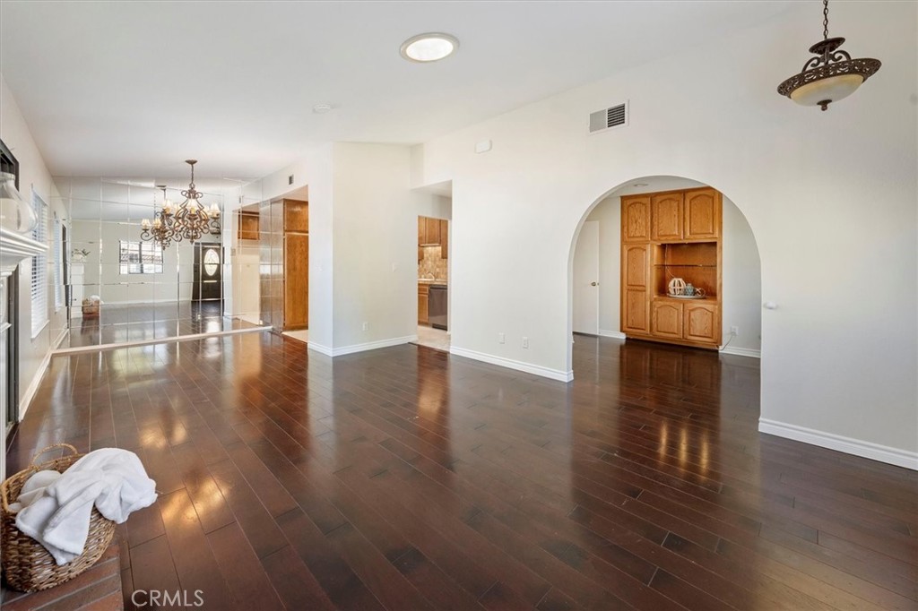 25784 Covala Court