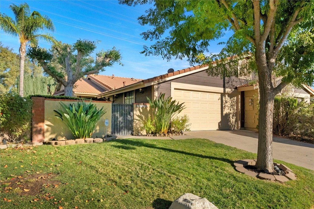 25784 Covala Court
