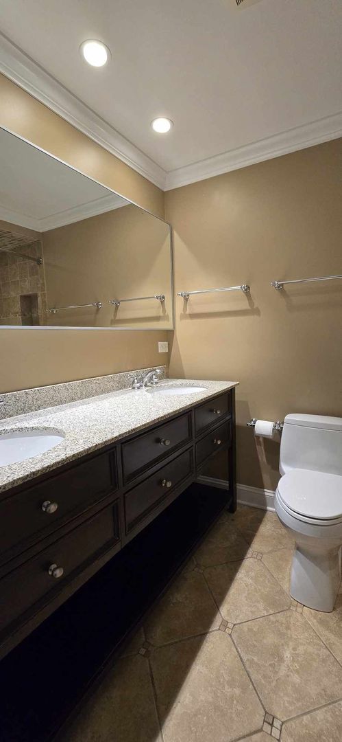 2361 Bicentennial Avenue Unit: 5