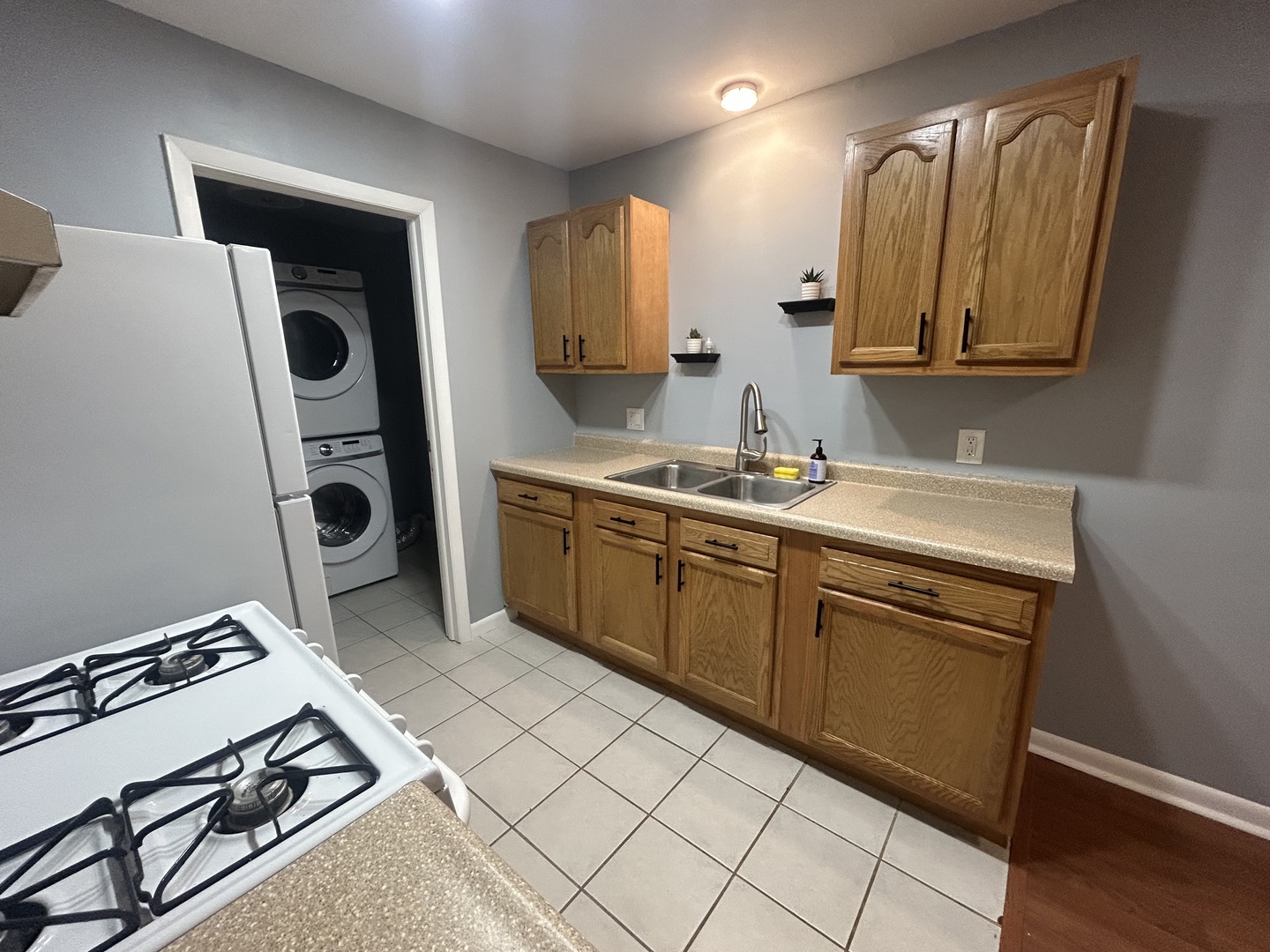 2340 Carnation Drive Unit: 2340