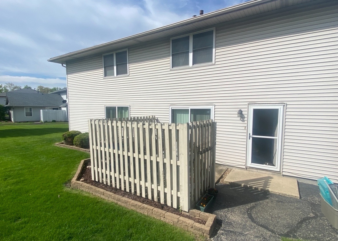 2340 Carnation Drive Unit: 2340