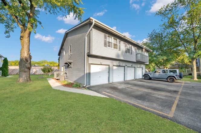 234 Dakota Court Unit: C