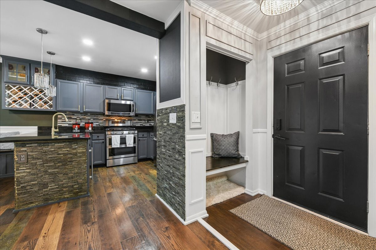 356 OGDEN FALLS Boulevard Unit: 356