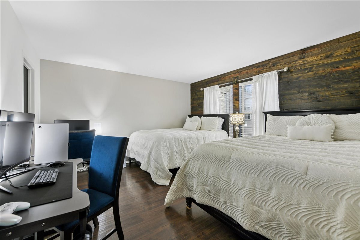356 OGDEN FALLS Boulevard Unit: 356