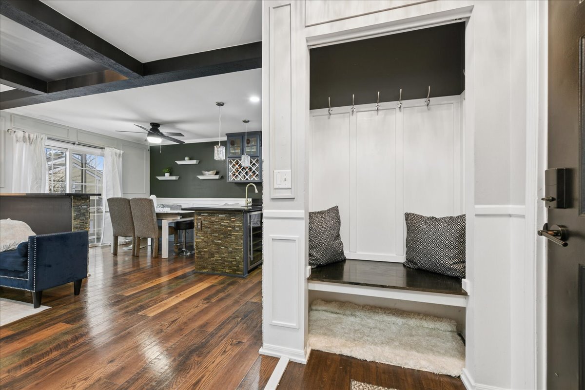 356 OGDEN FALLS Boulevard Unit: 356