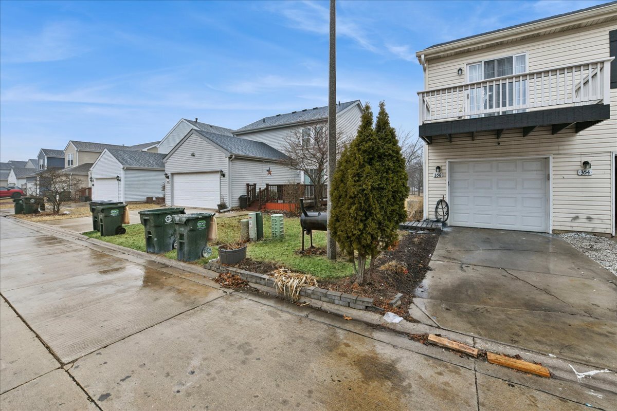 356 OGDEN FALLS Boulevard Unit: 356