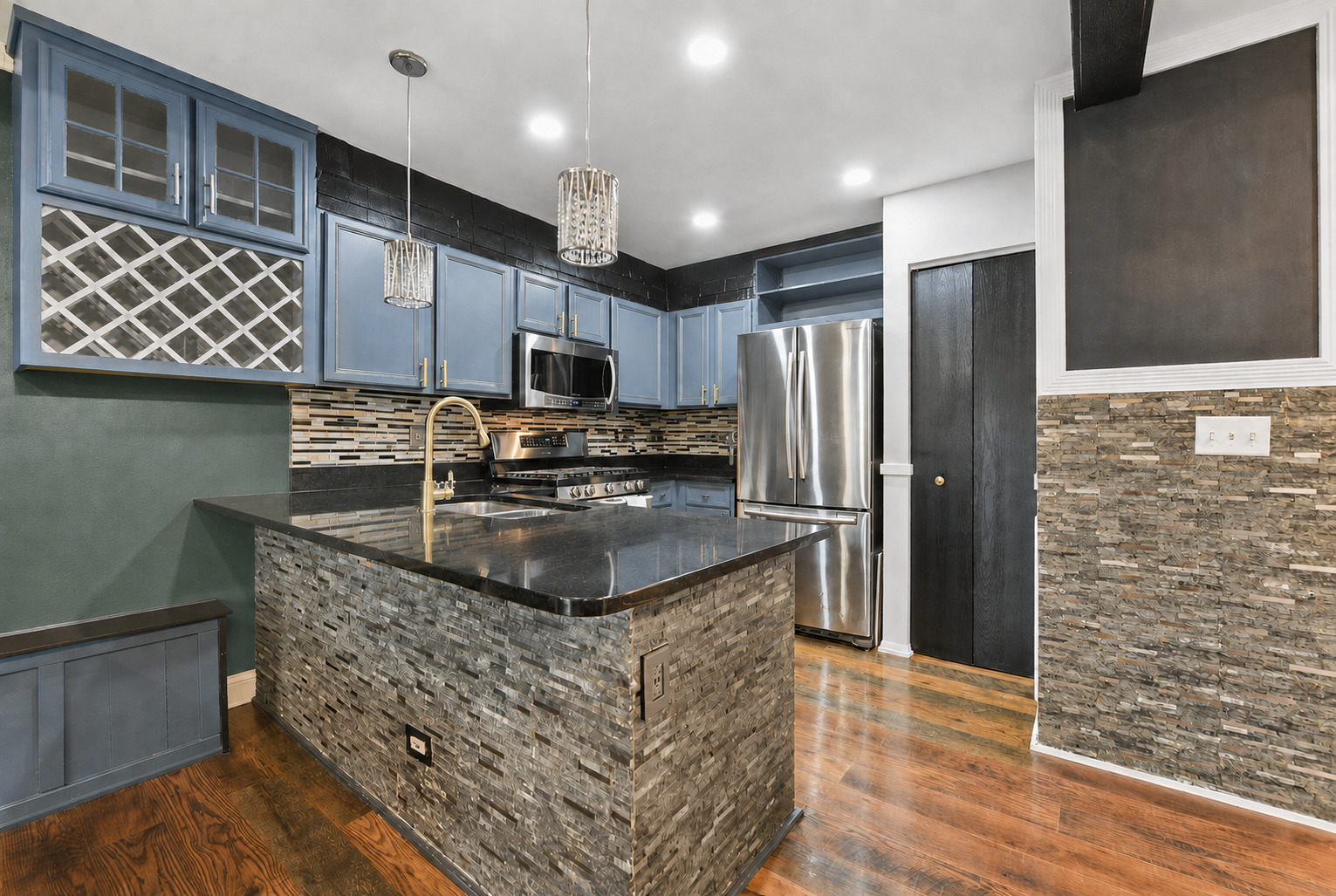 356 OGDEN FALLS Boulevard Unit: 356