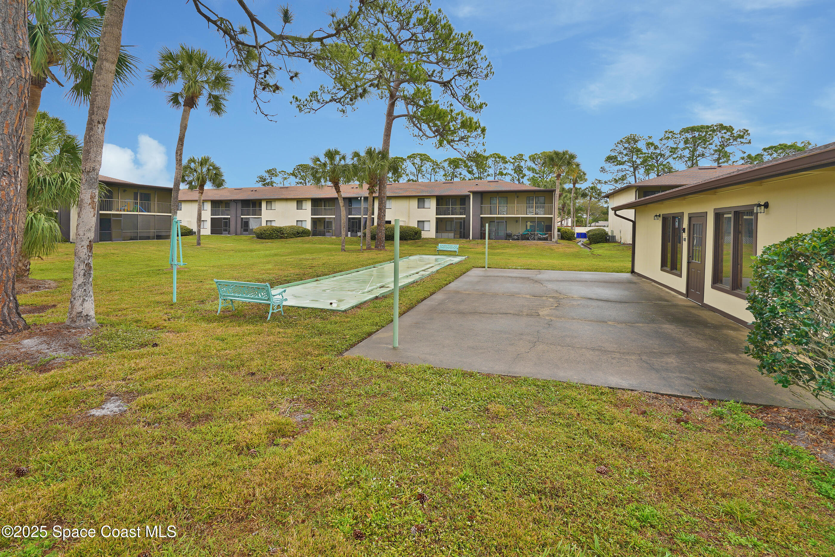 1515 Huntington Lane, 514
