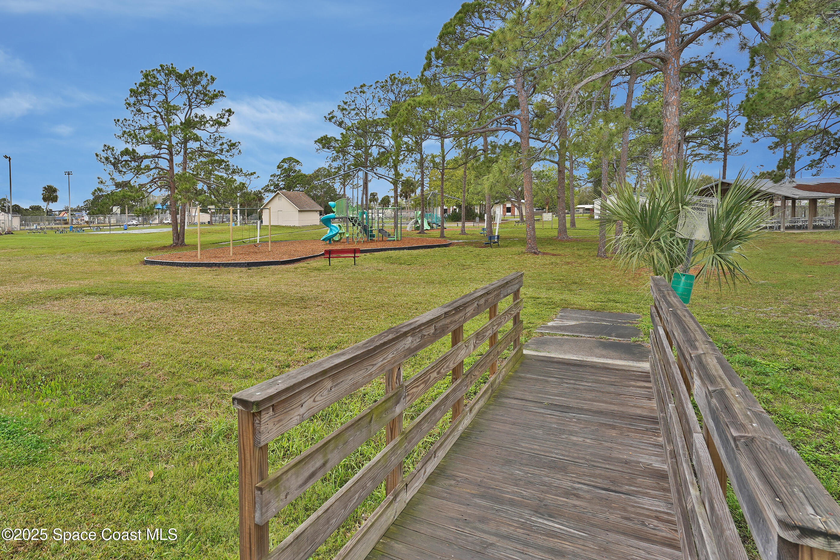 1515 Huntington Lane, 514