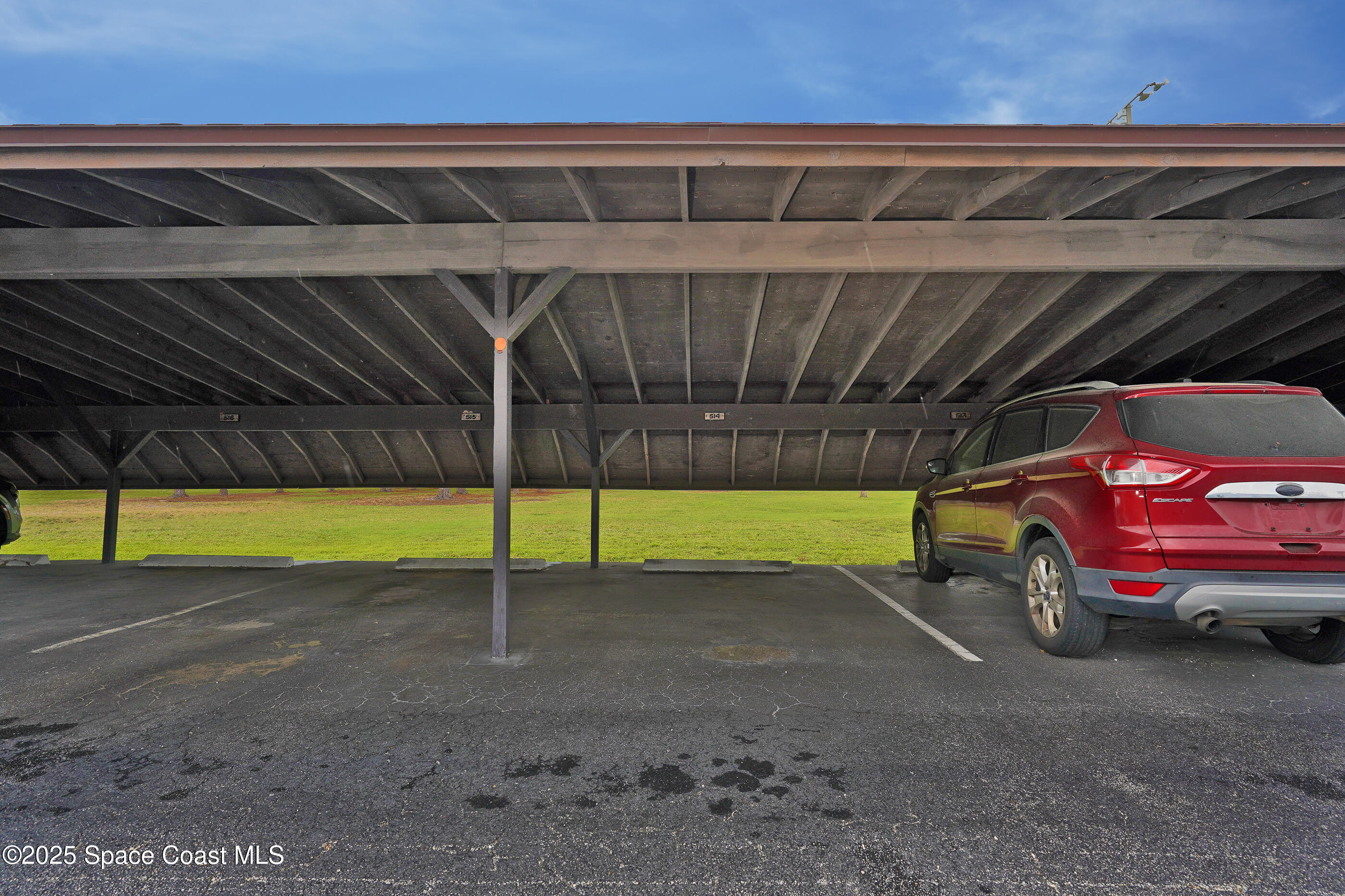 1515 Huntington Lane, 514