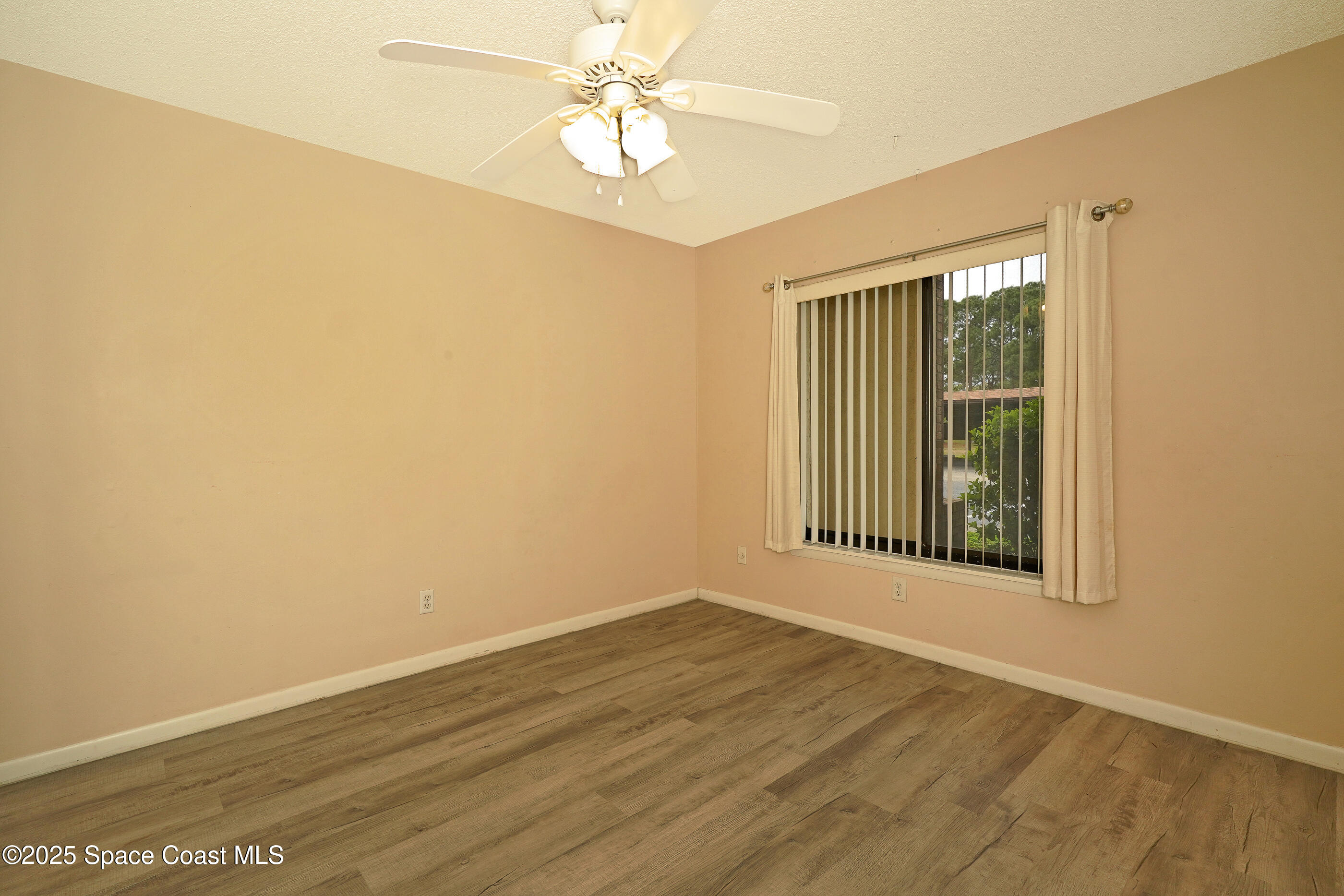 1515 Huntington Lane, 514