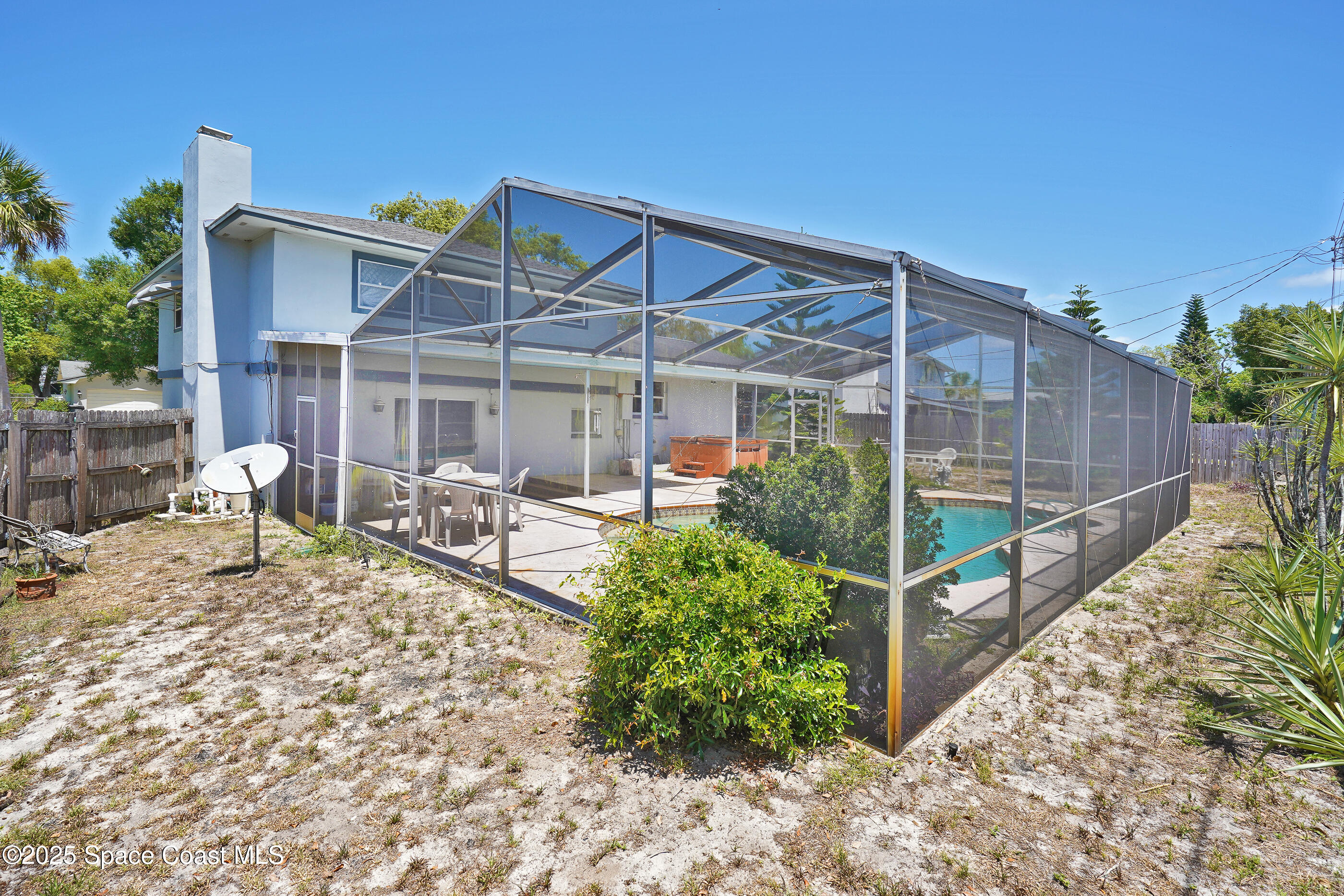 2621 Driftwood Drive