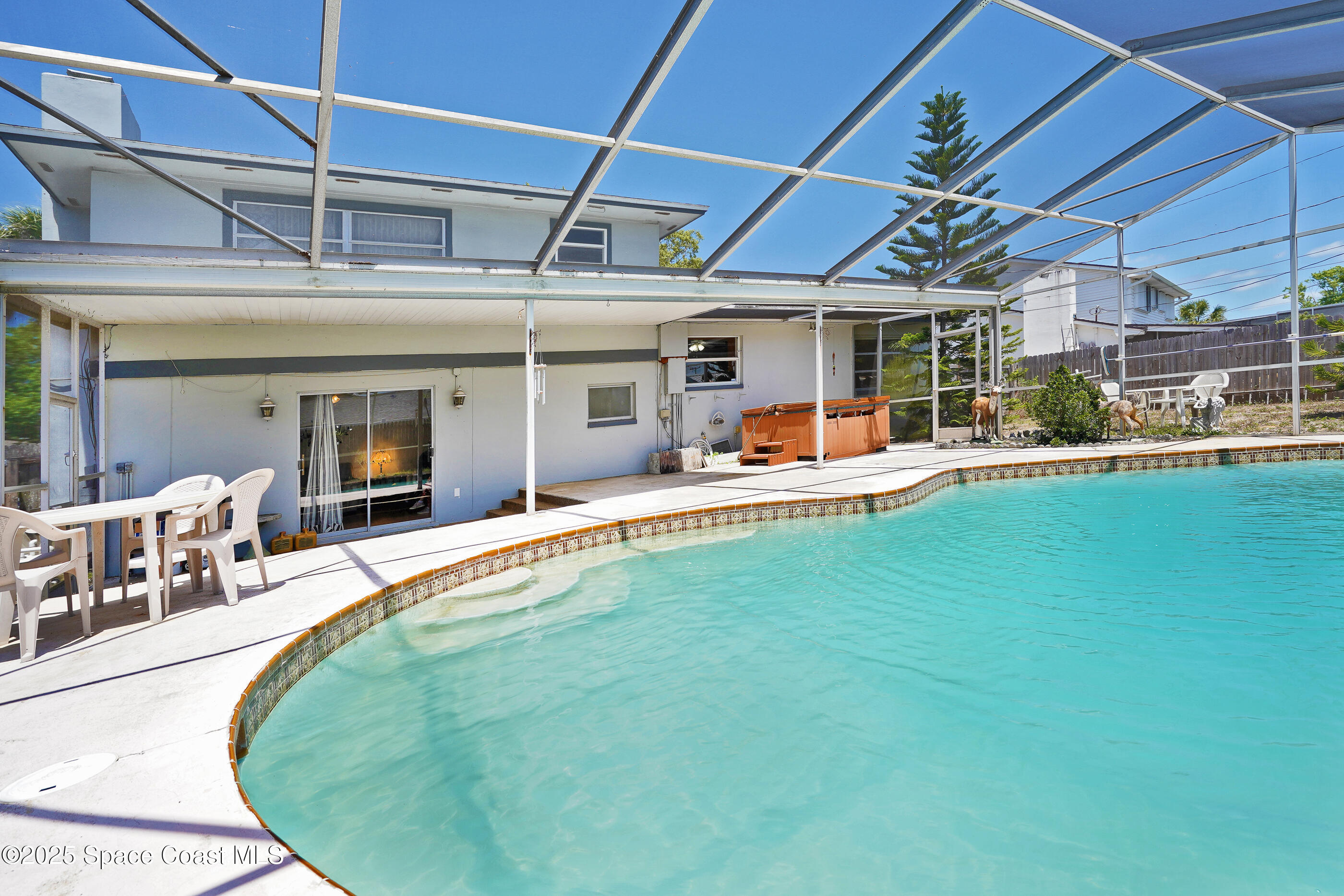 2621 Driftwood Drive