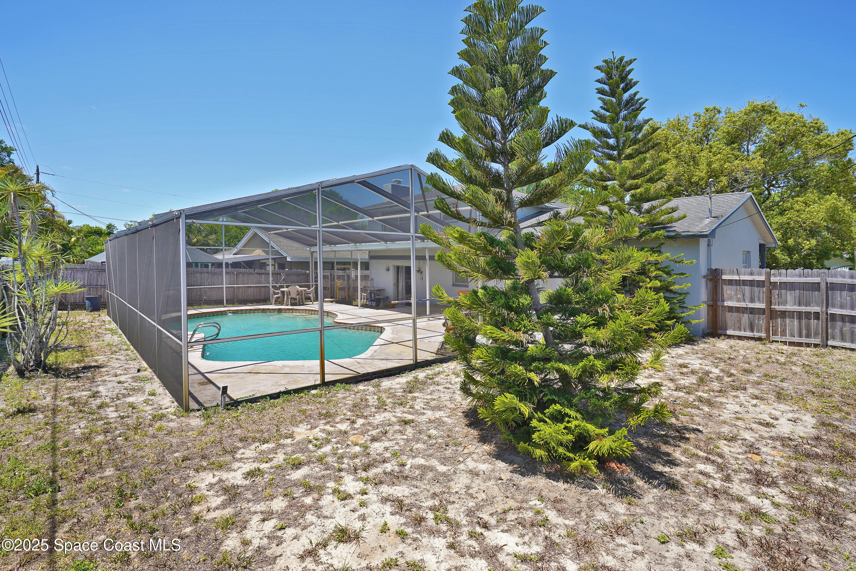 2621 Driftwood Drive