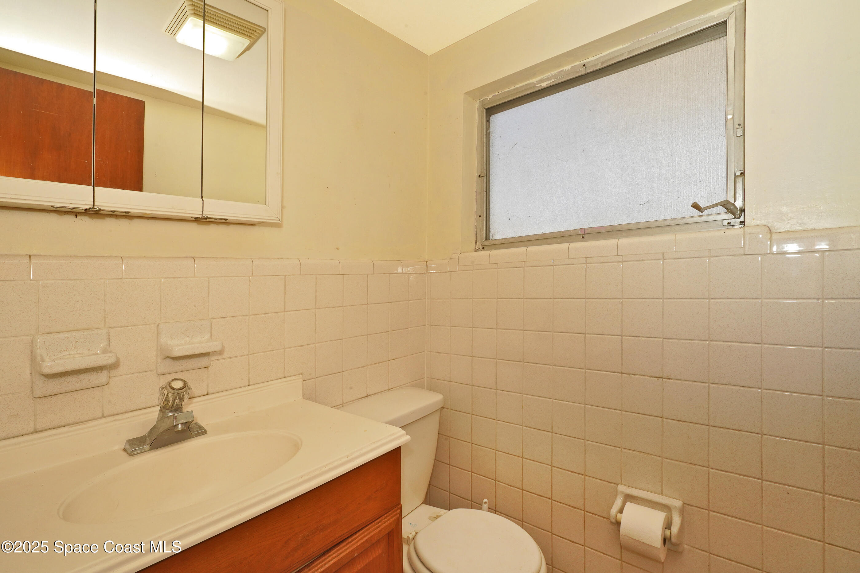 2621 Driftwood Drive