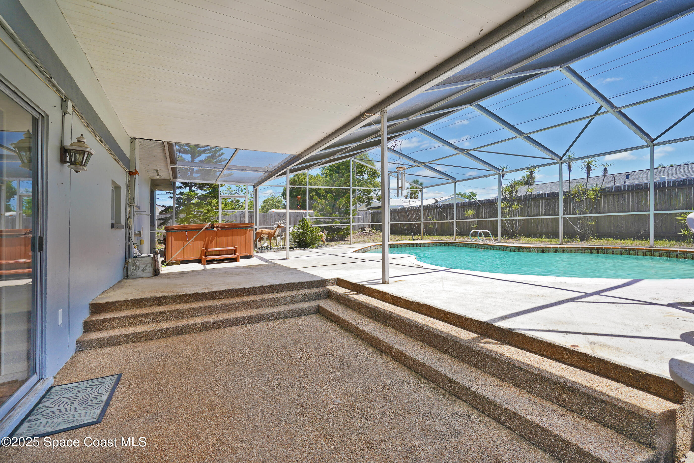 2621 Driftwood Drive