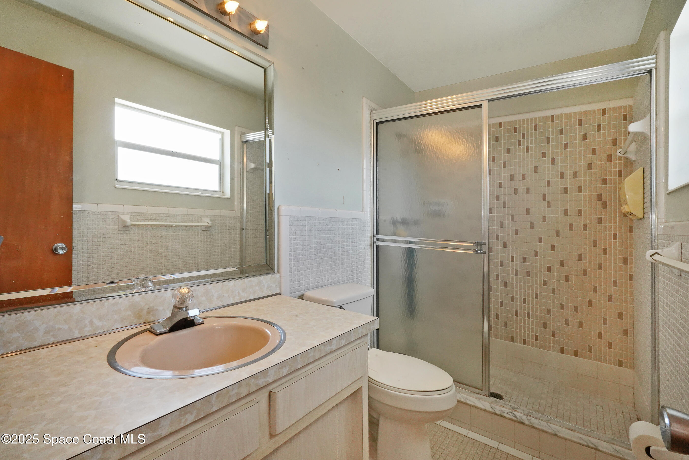 2621 Driftwood Drive