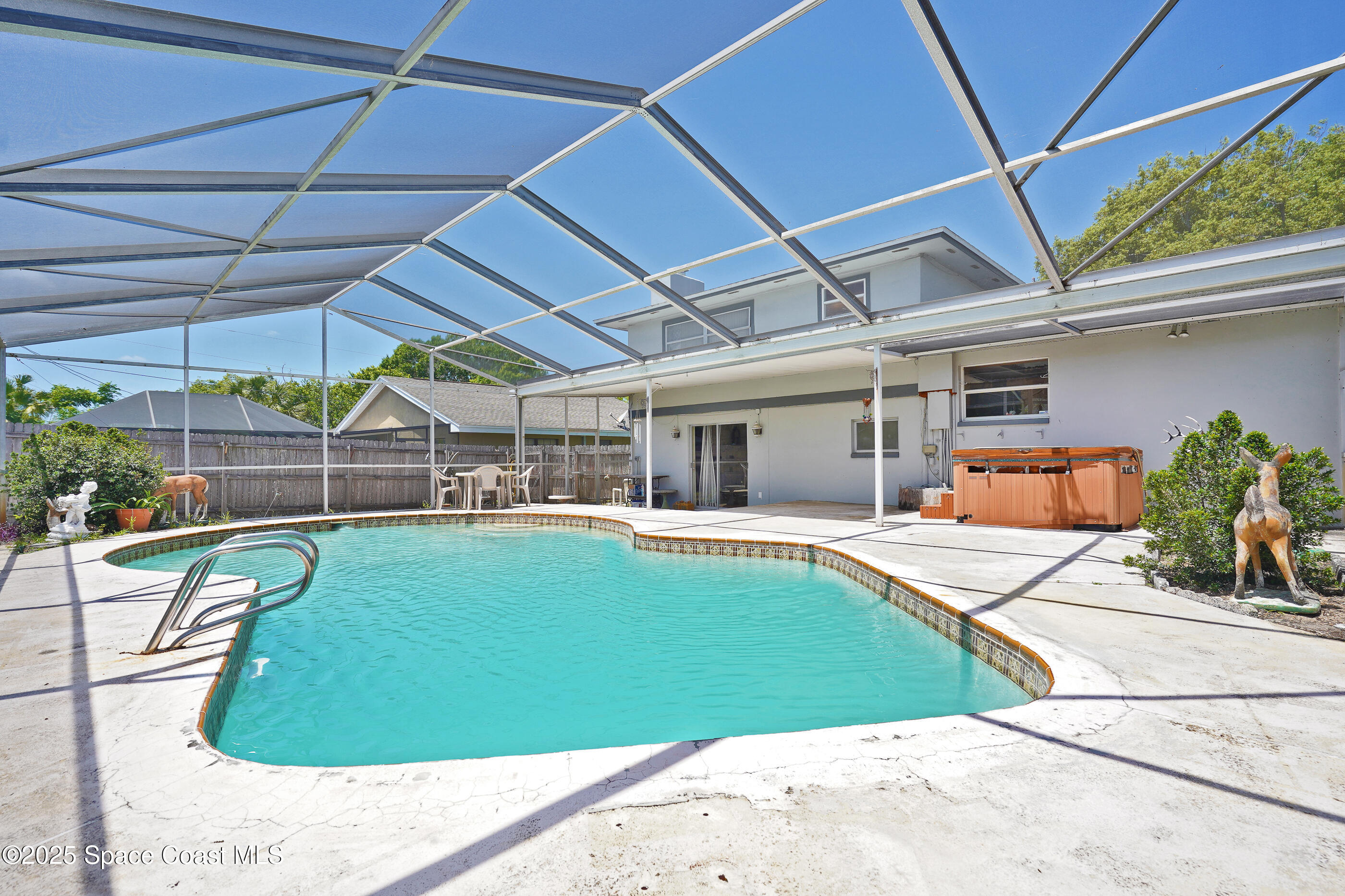 2621 Driftwood Drive