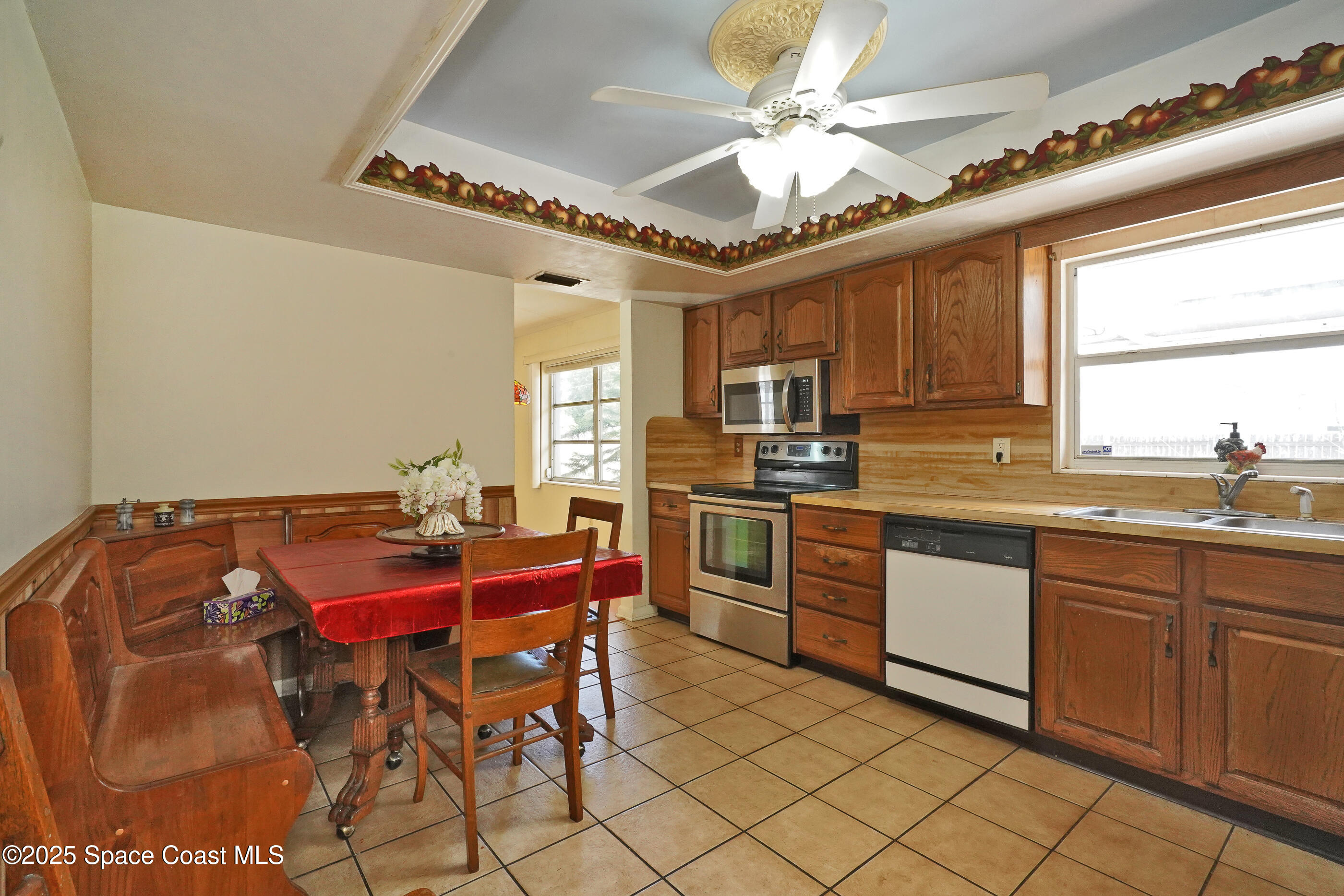 2621 Driftwood Drive