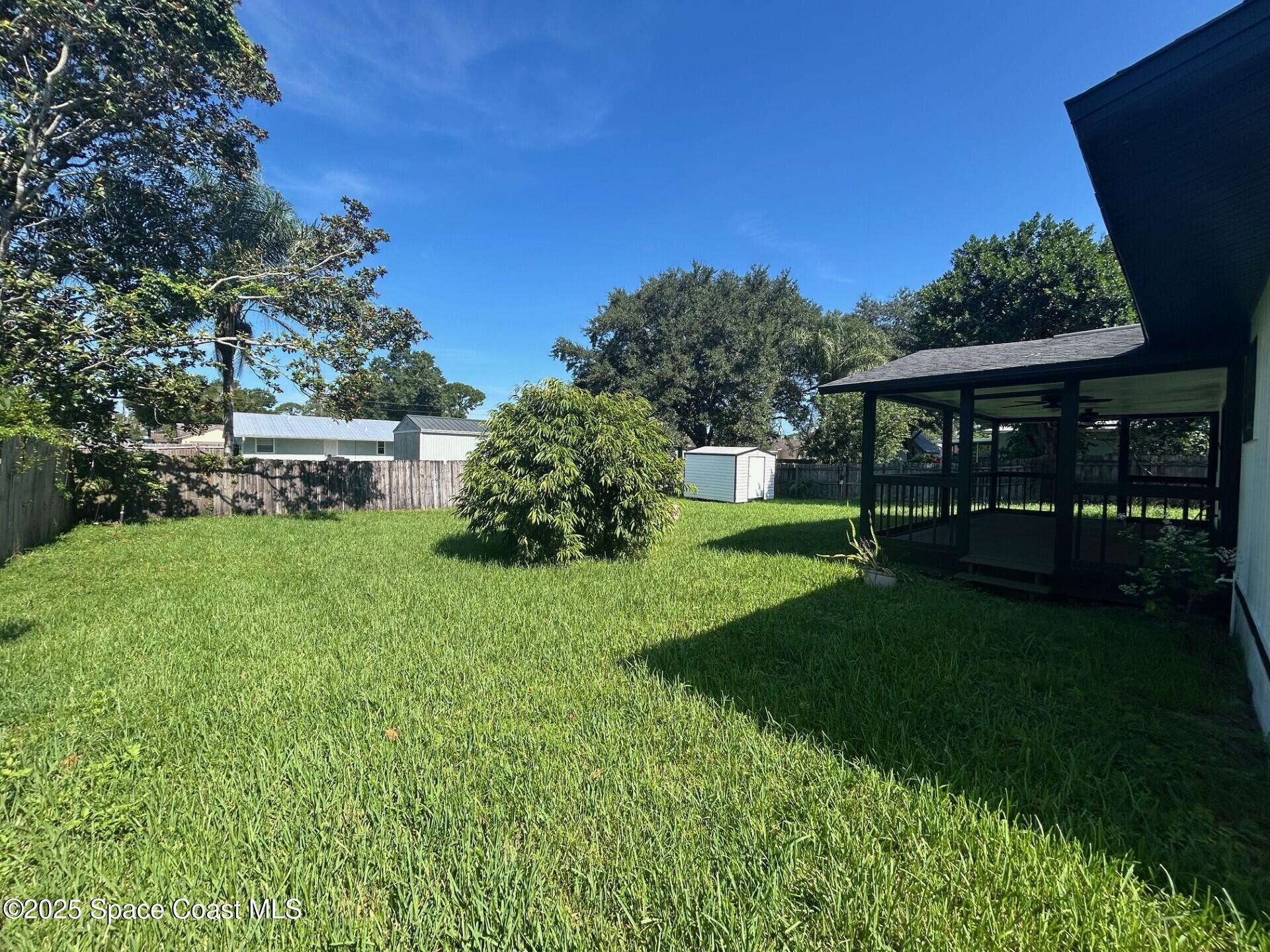 5960 Eaglewalk Avenue