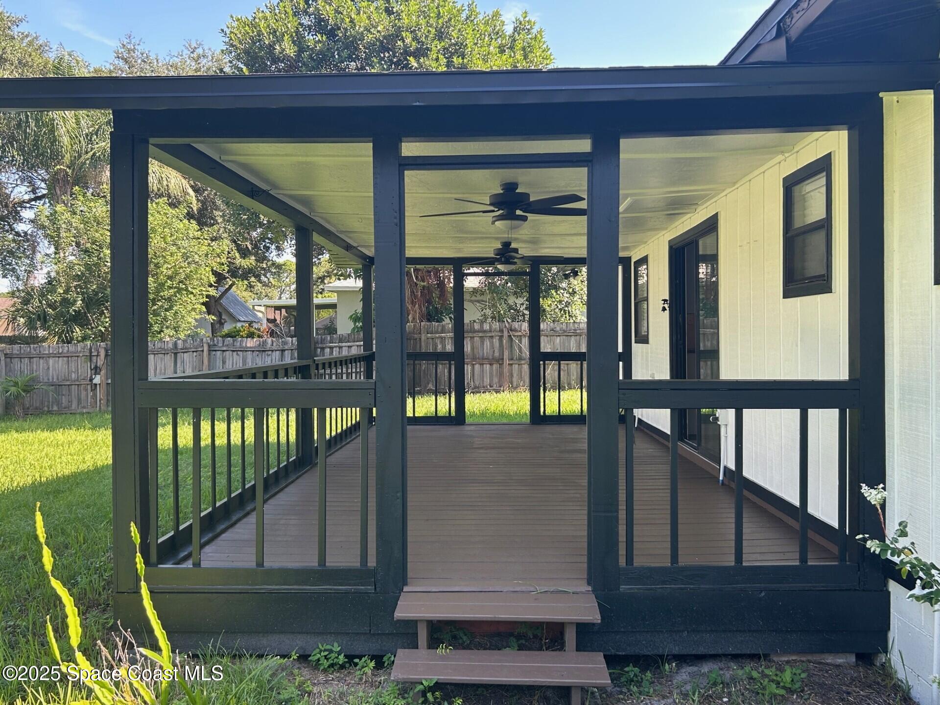 5960 Eaglewalk Avenue