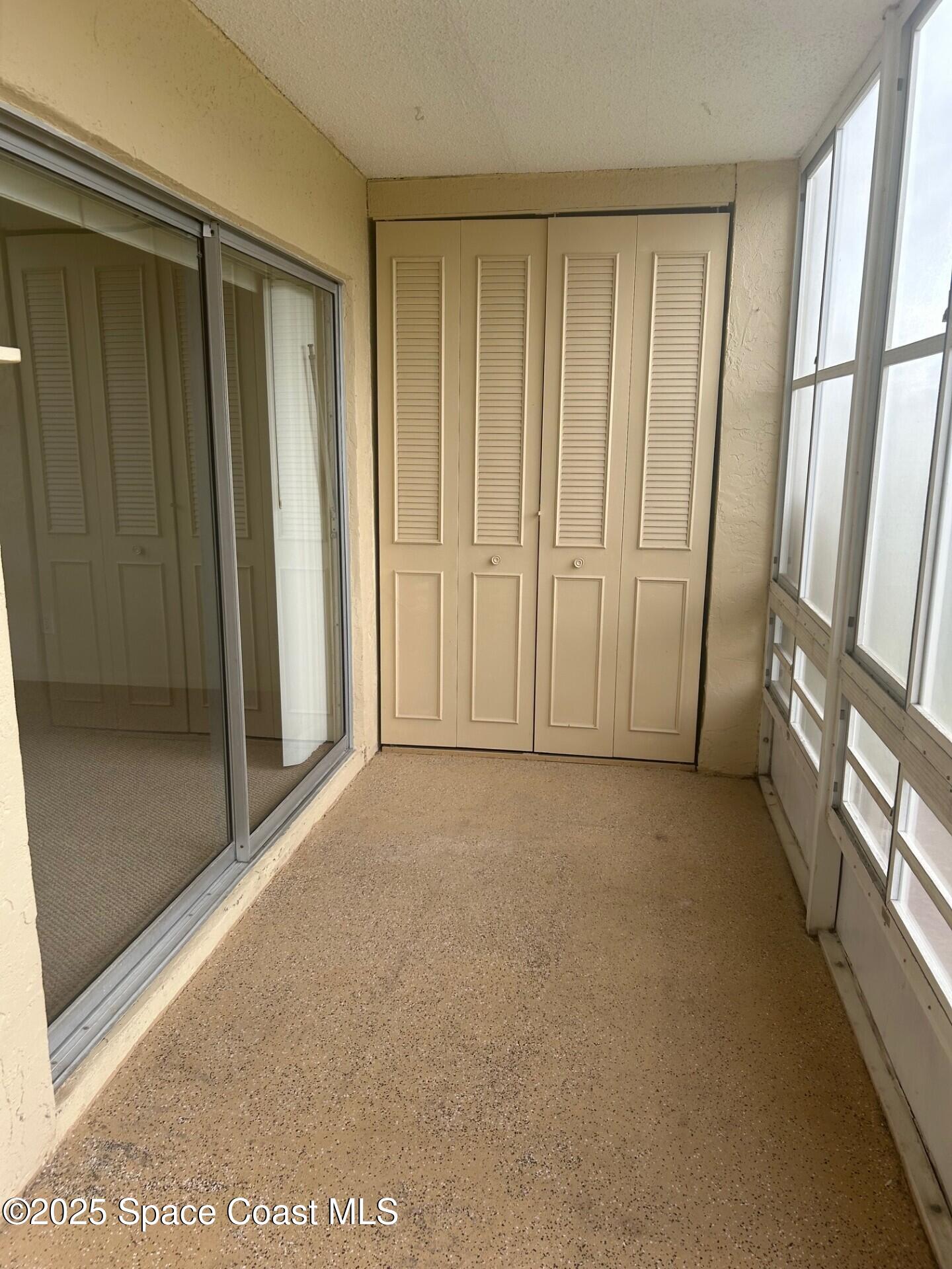 2135 N Courtenay Parkway, 142
