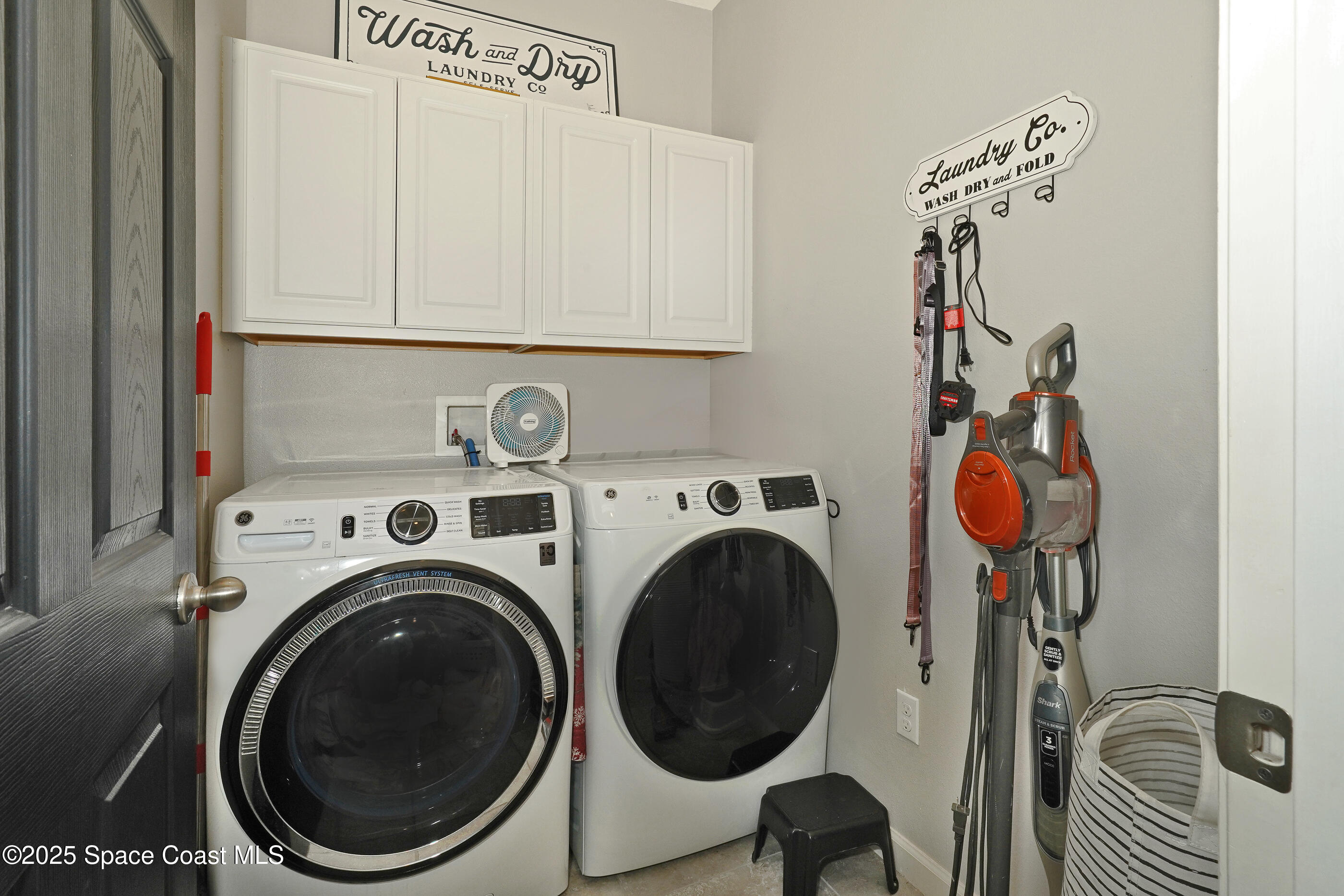 3488 Whimsical Circle