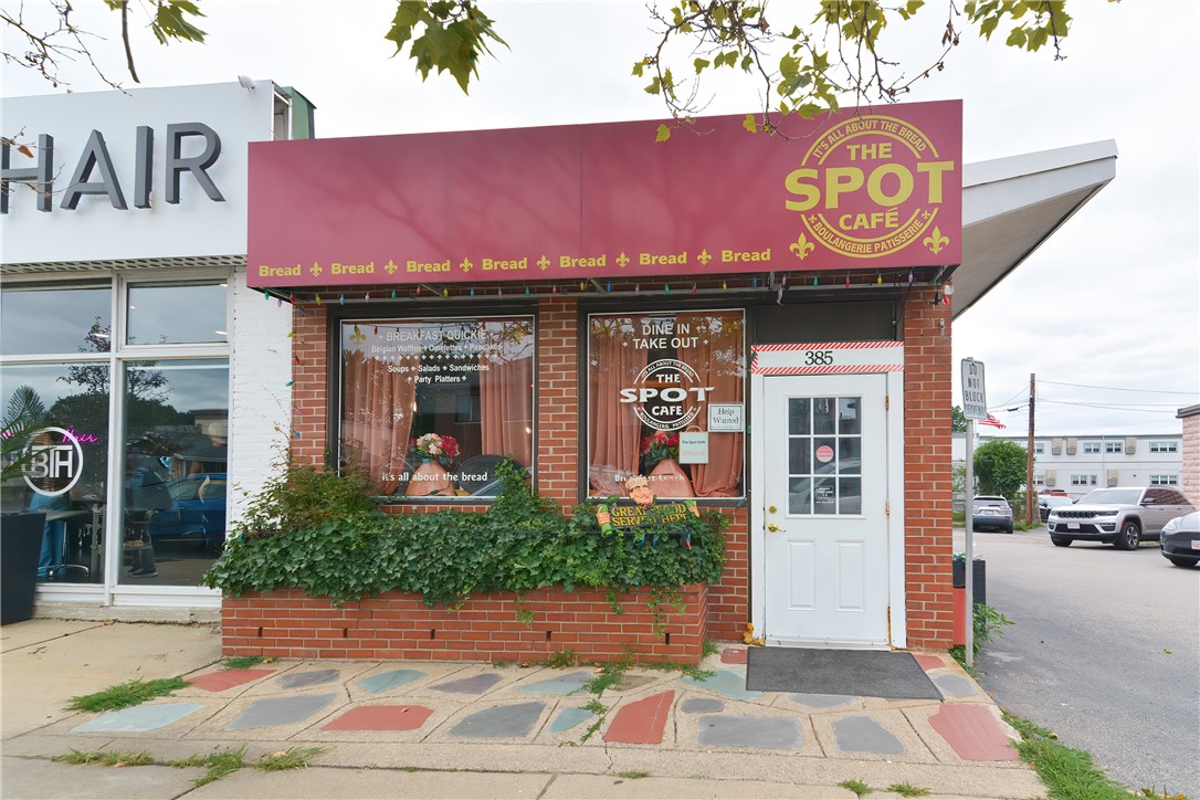 385 Main Street