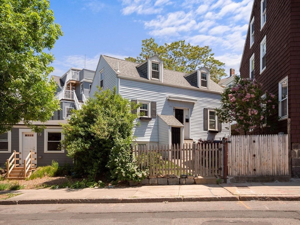 72 Dorchester St