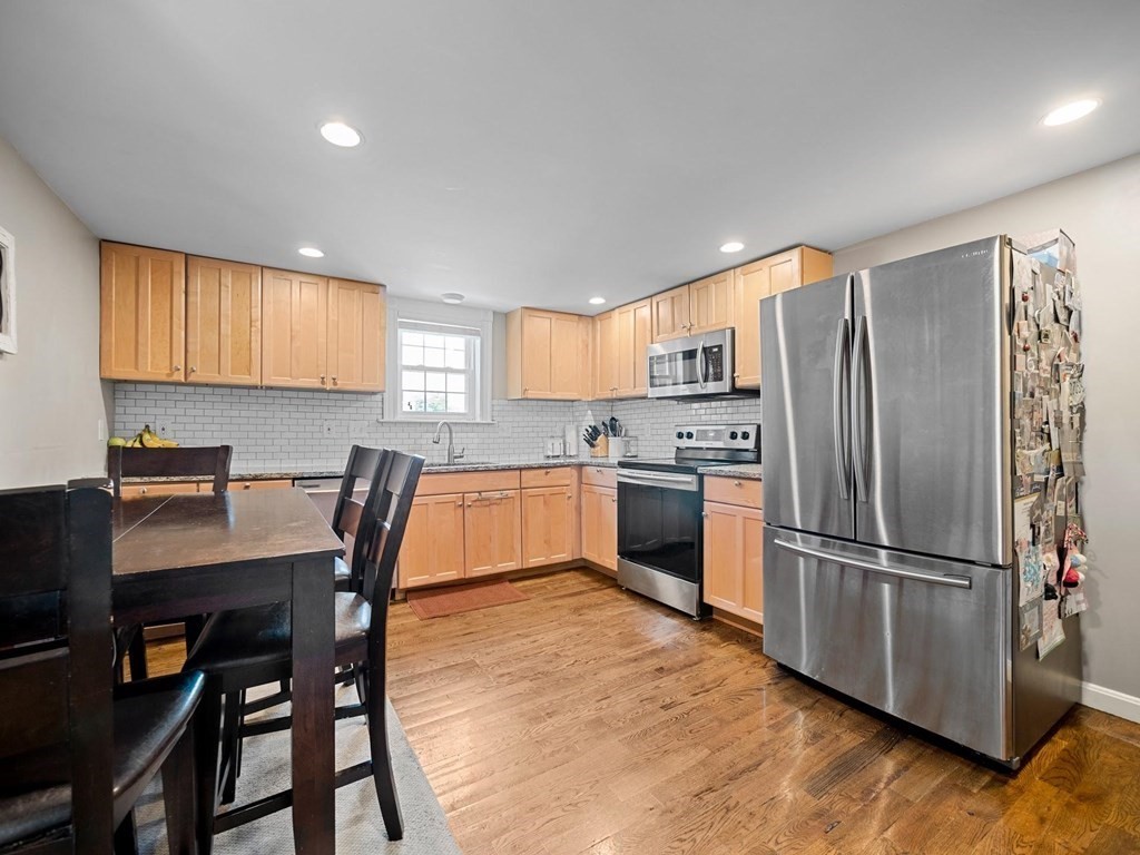 72 Dorchester St