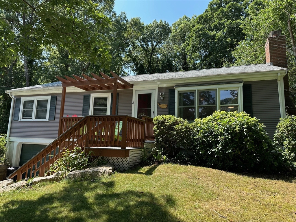 8 Lentell St