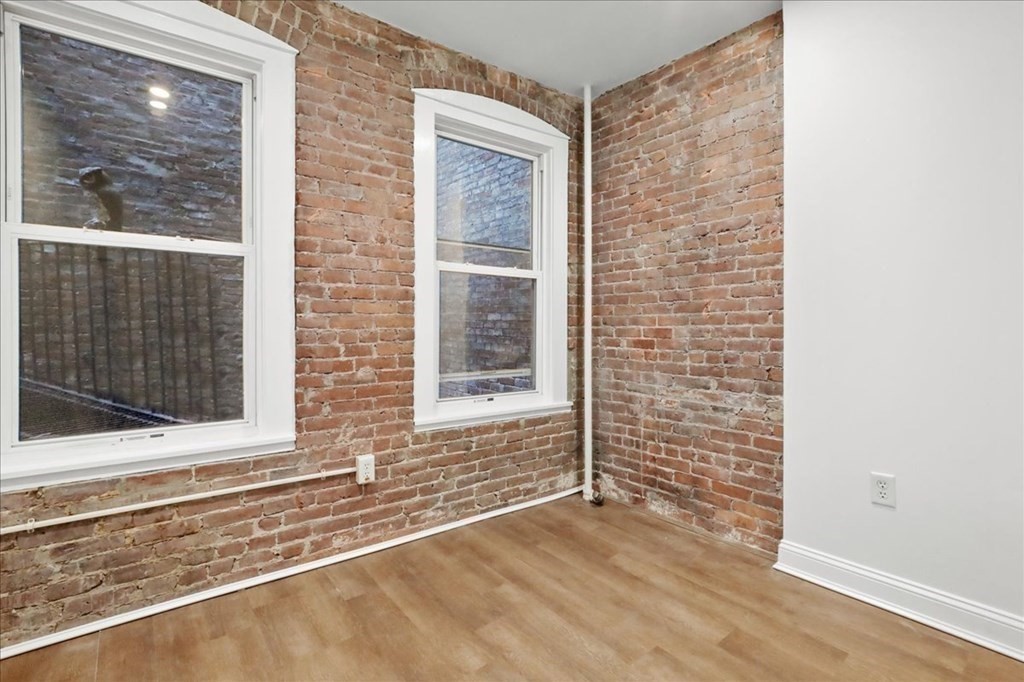 19 Harris Street # 2