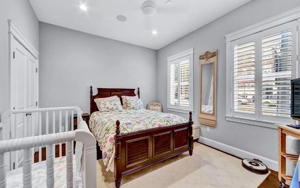 342-346 Dorchester Street # 2