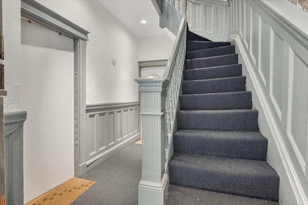 21 Temple Street # 1
