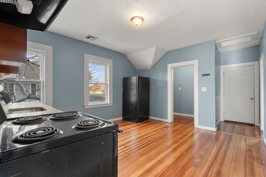 170 Allston St # 3