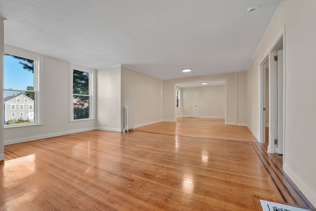 146 Franklin St, Fall River