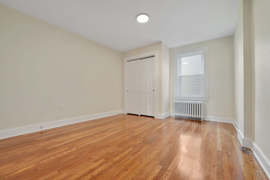 146 Franklin St, Fall River