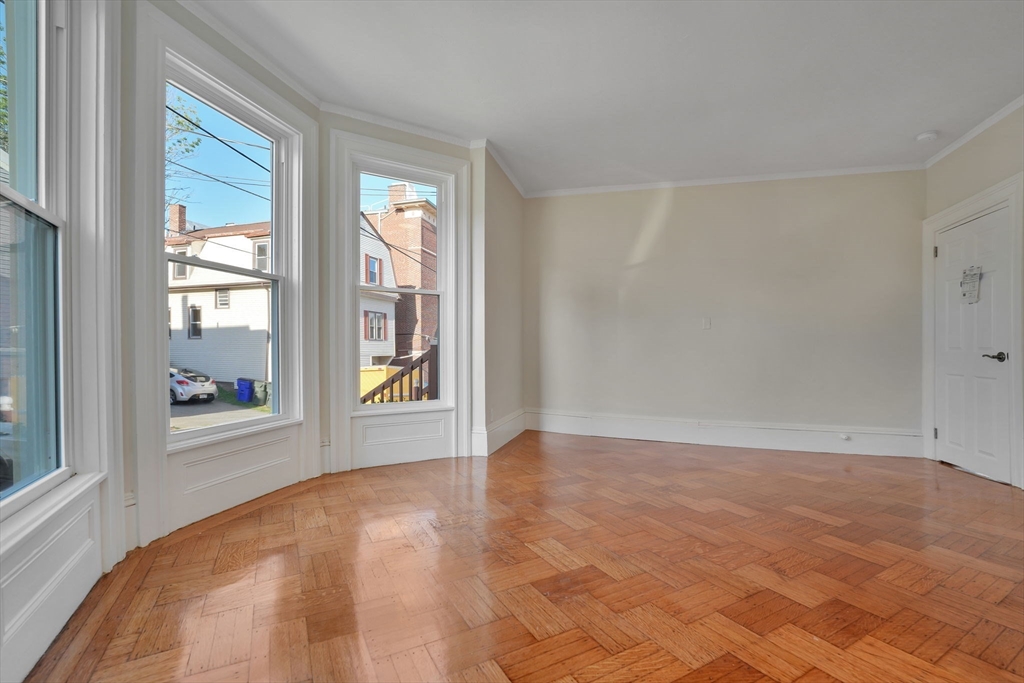 146 Franklin St, Fall River