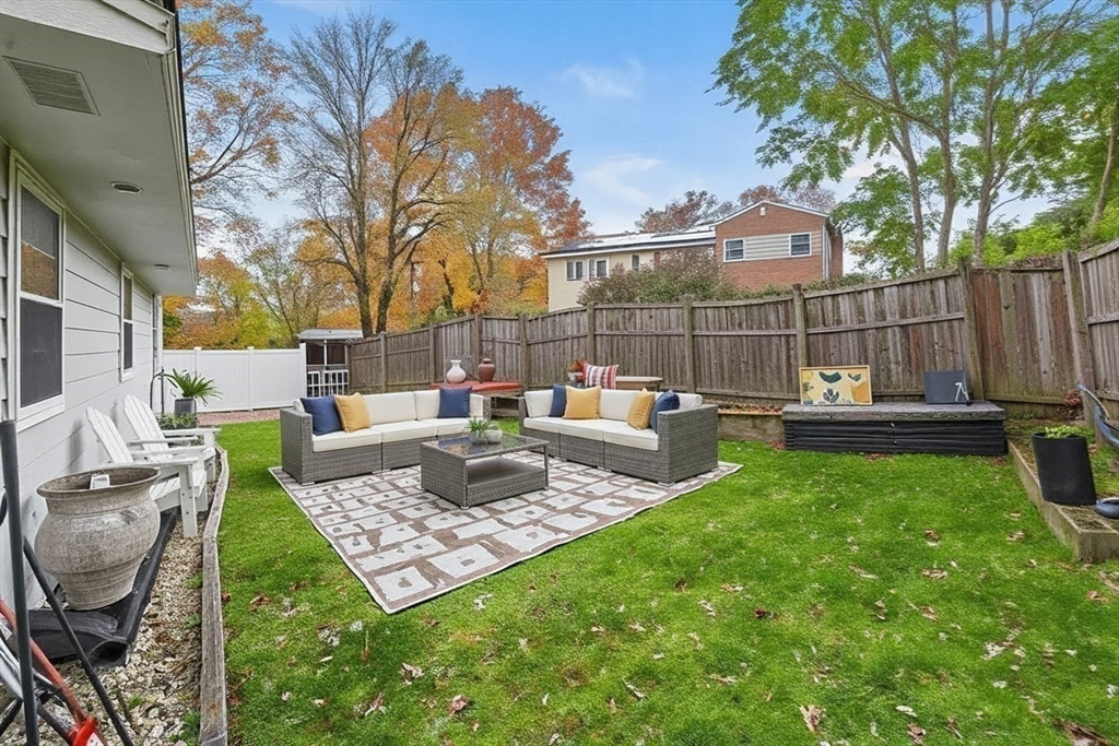 425 Pleasant St, Marlborough