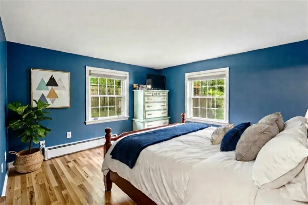 425 Pleasant St, Marlborough