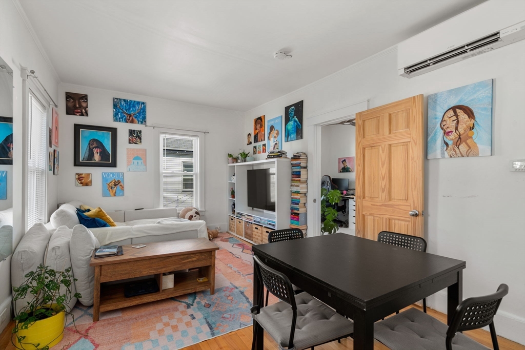 32 Richardson St # 2