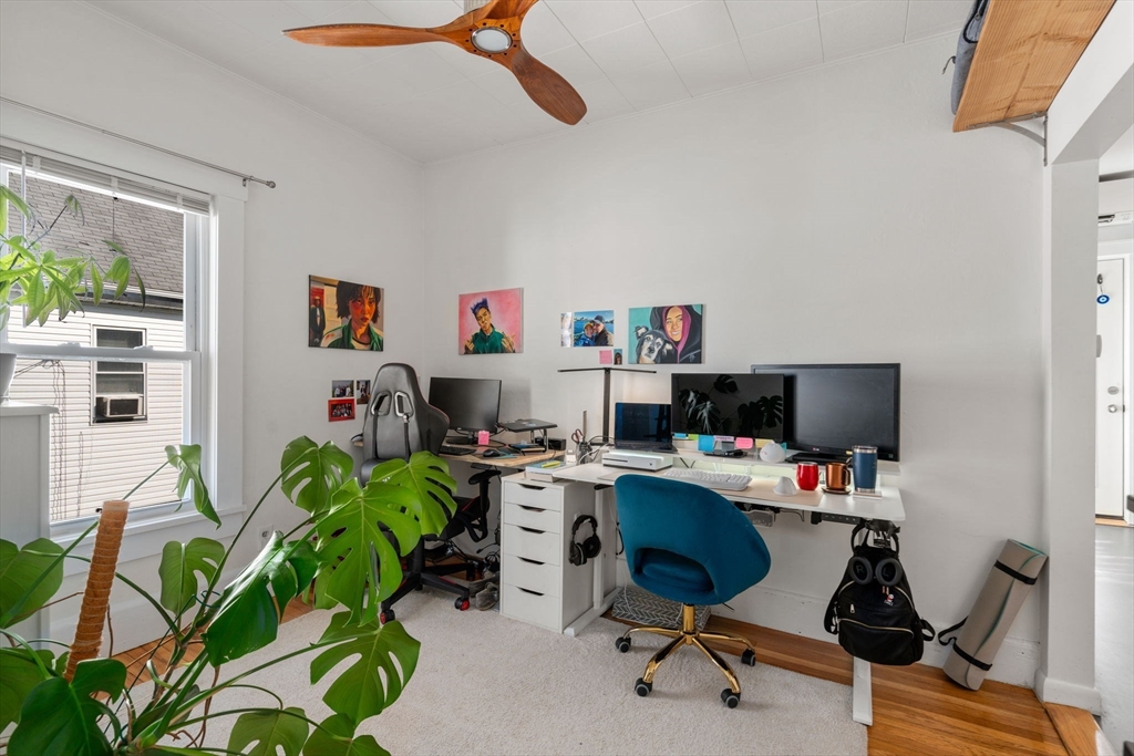 32 Richardson St # 2