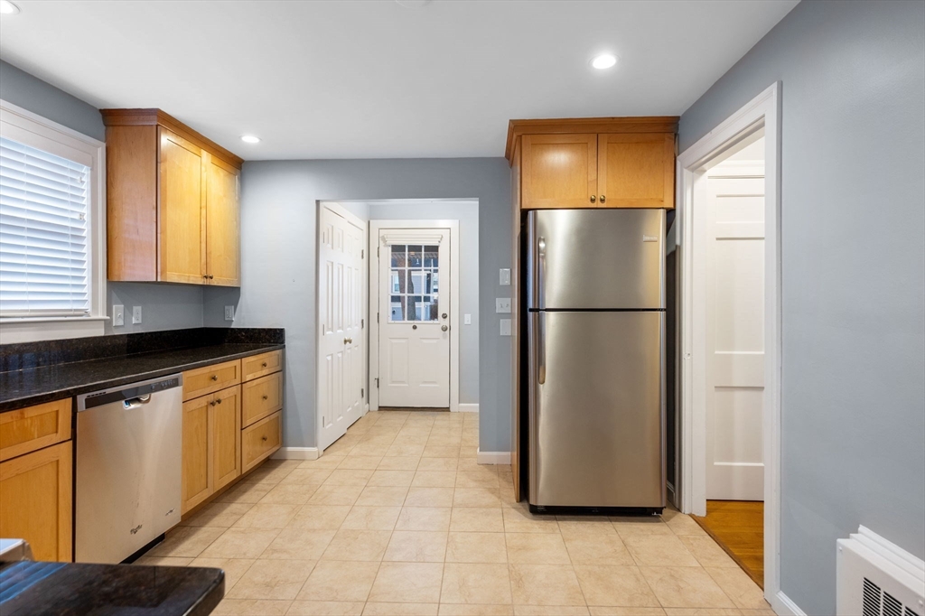 438 Central Ave # 2