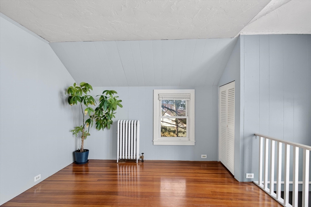 306 Edge Hill Road # R
