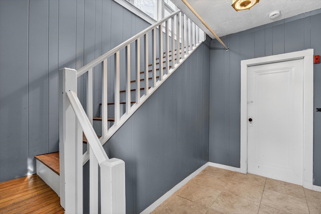 306 Edge Hill Road # R