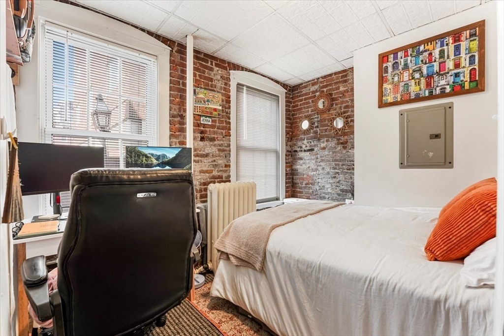 19 Harris Street # 1